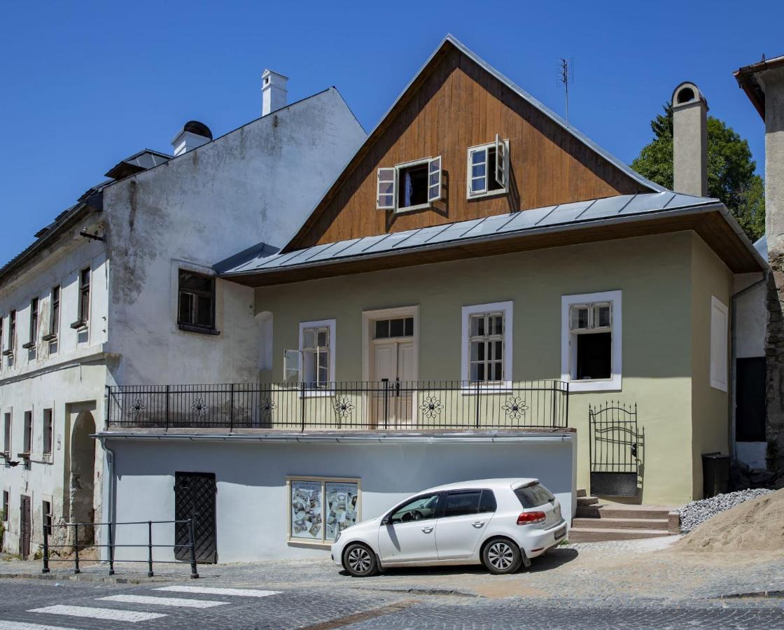 Apartman Charlotte V Dome So Studnou Na Streche Banská Štiavnica Εξωτερικό φωτογραφία