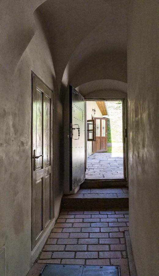 Apartman Charlotte V Dome So Studnou Na Streche Banská Štiavnica Εξωτερικό φωτογραφία